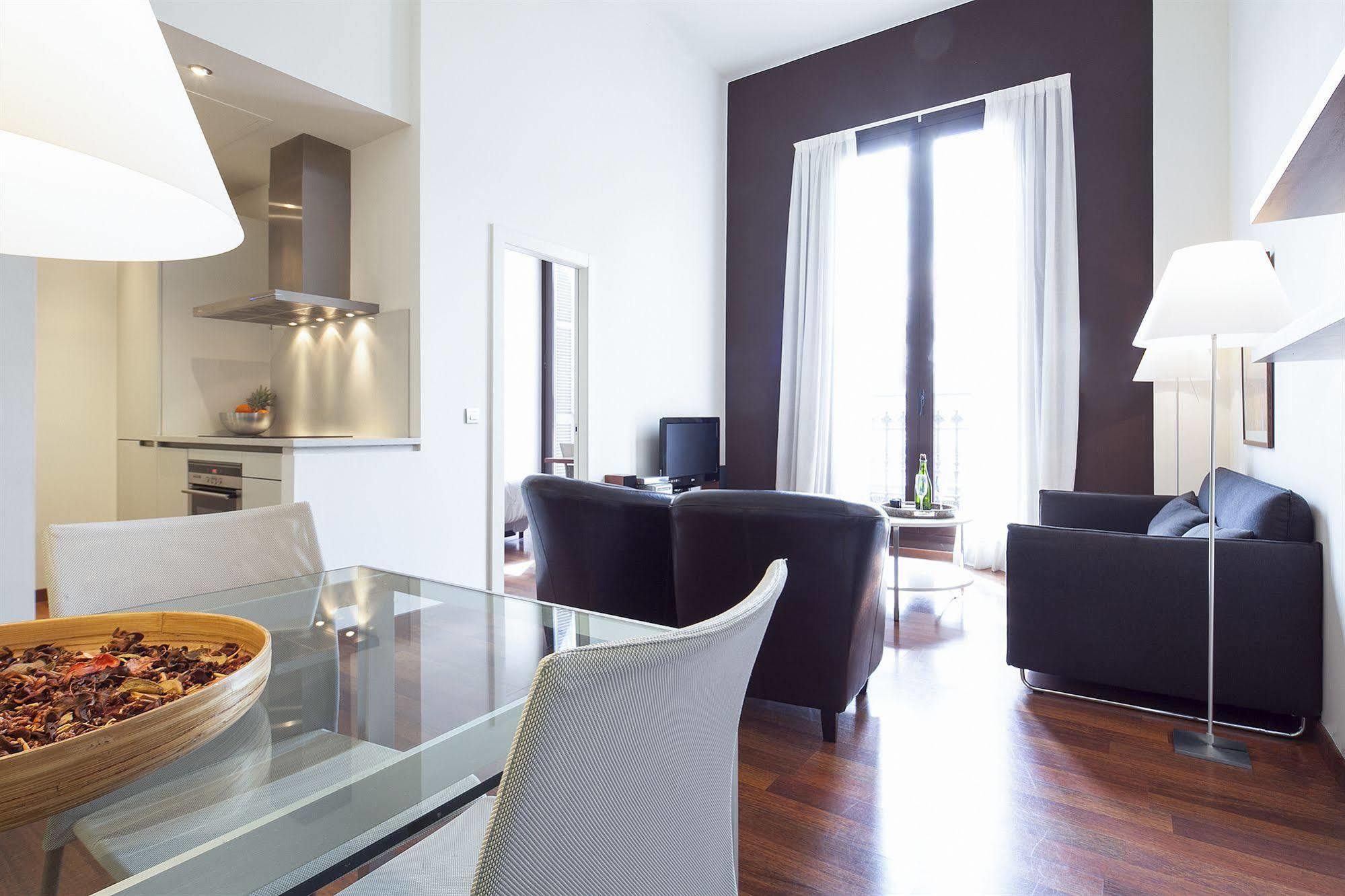 Inside Barcelona Apartments Mercat Ngoại thất bức ảnh