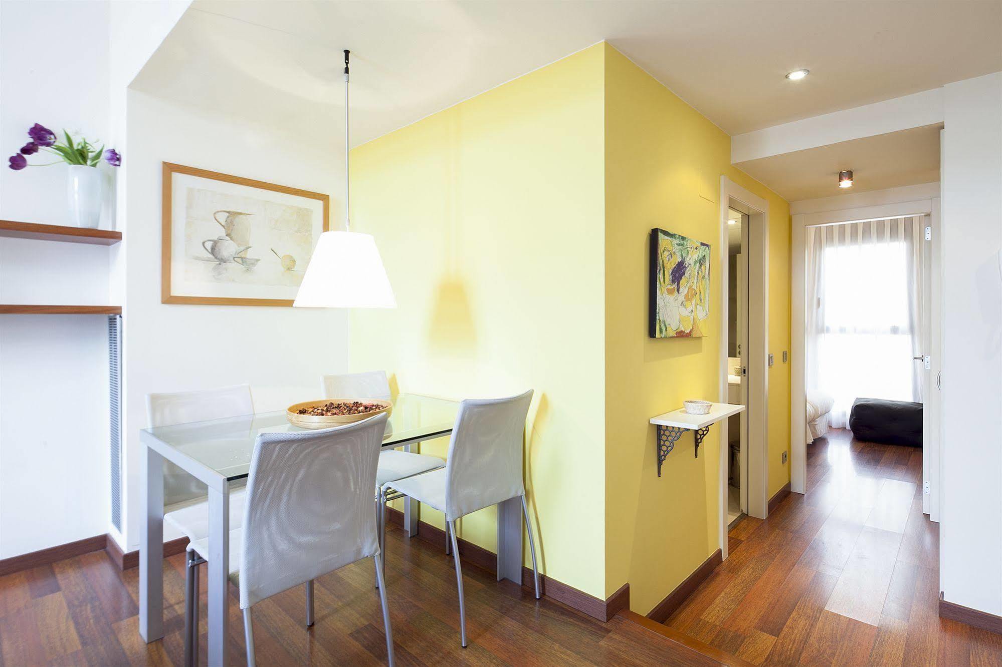 Inside Barcelona Apartments Mercat Ngoại thất bức ảnh
