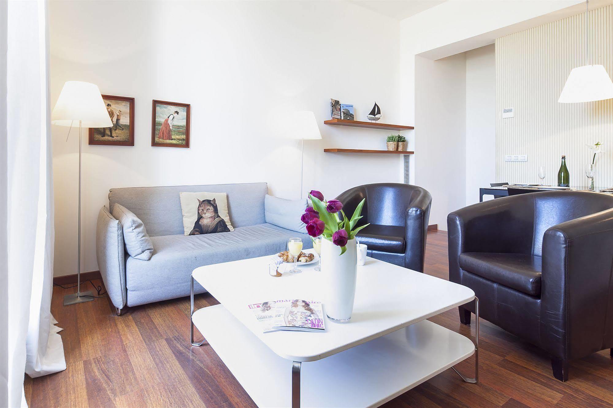 Inside Barcelona Apartments Mercat Ngoại thất bức ảnh
