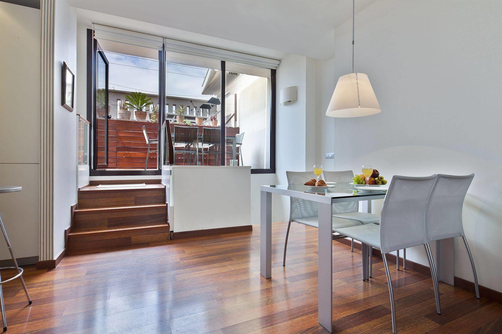 Inside Barcelona Apartments Mercat Ngoại thất bức ảnh
