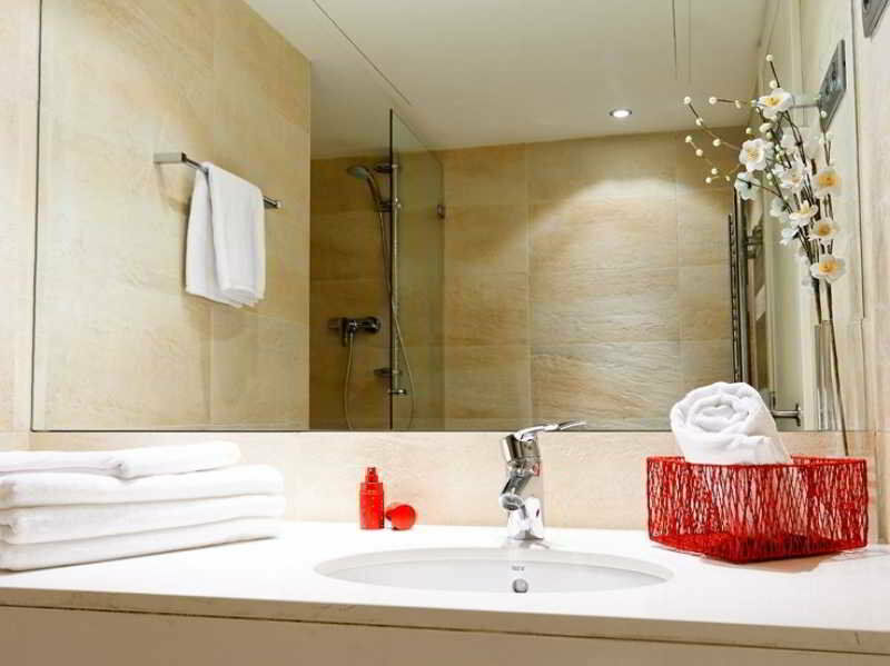 Inside Barcelona Apartments Mercat Ngoại thất bức ảnh